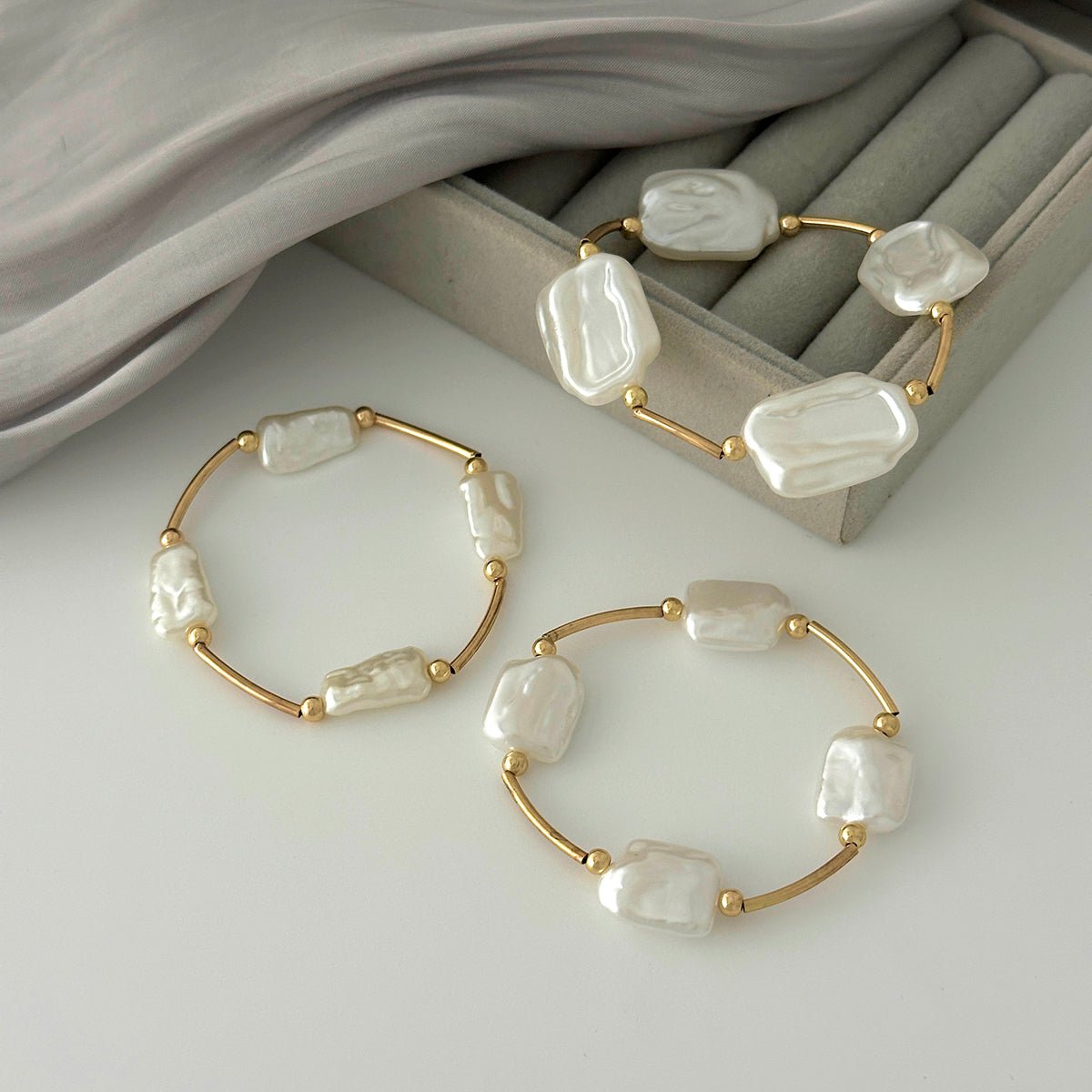Baroque 3pcs Irregular Pearl Stackable Bracelet Set - ArtGalleryZen