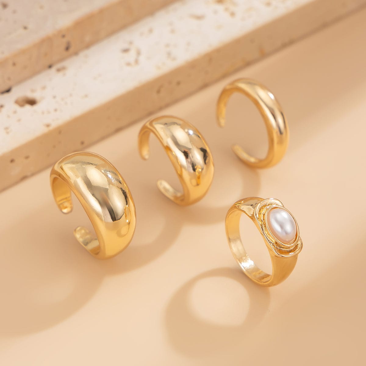Baroque 4pcs Gold Silver Tone Pearl Inlaid Ring Set - ArtGalleryZen