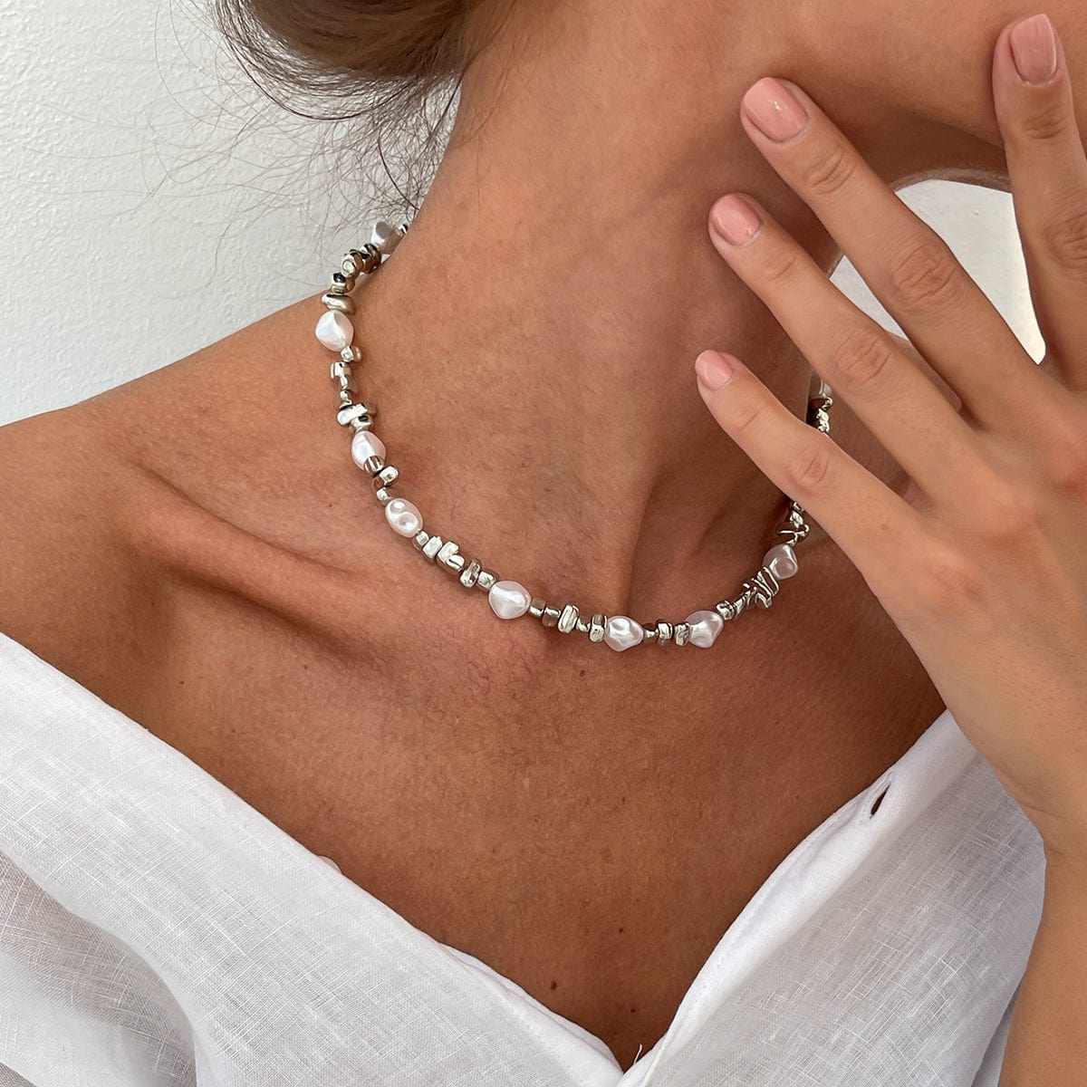 Baroque Gold Silver Tone Irregular Pearl Beaded Necklace - ArtGalleryZen