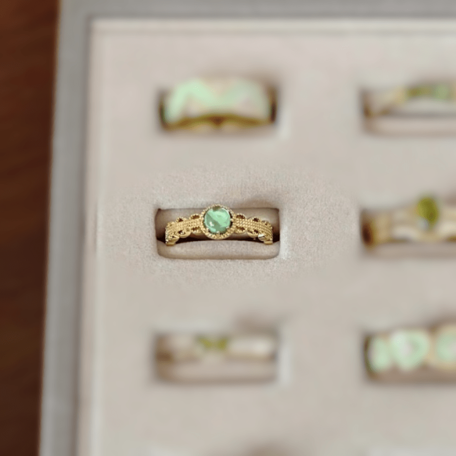 Baroque Green Crystal Inlaid Open Ring - ArtGalleryZen