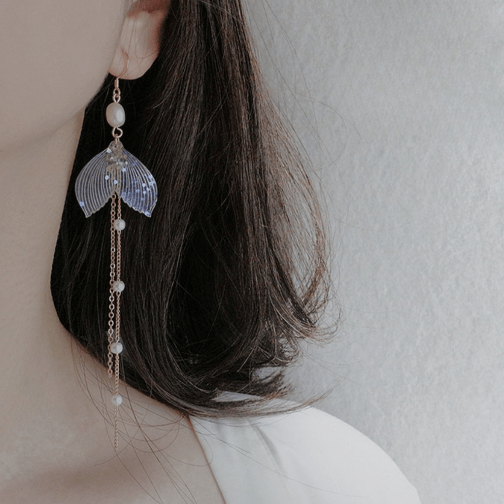 Chic 14K Gold Mermaid Tail Pearl Chain Tassel Ear Clip Earrings - ArtGalleryZen