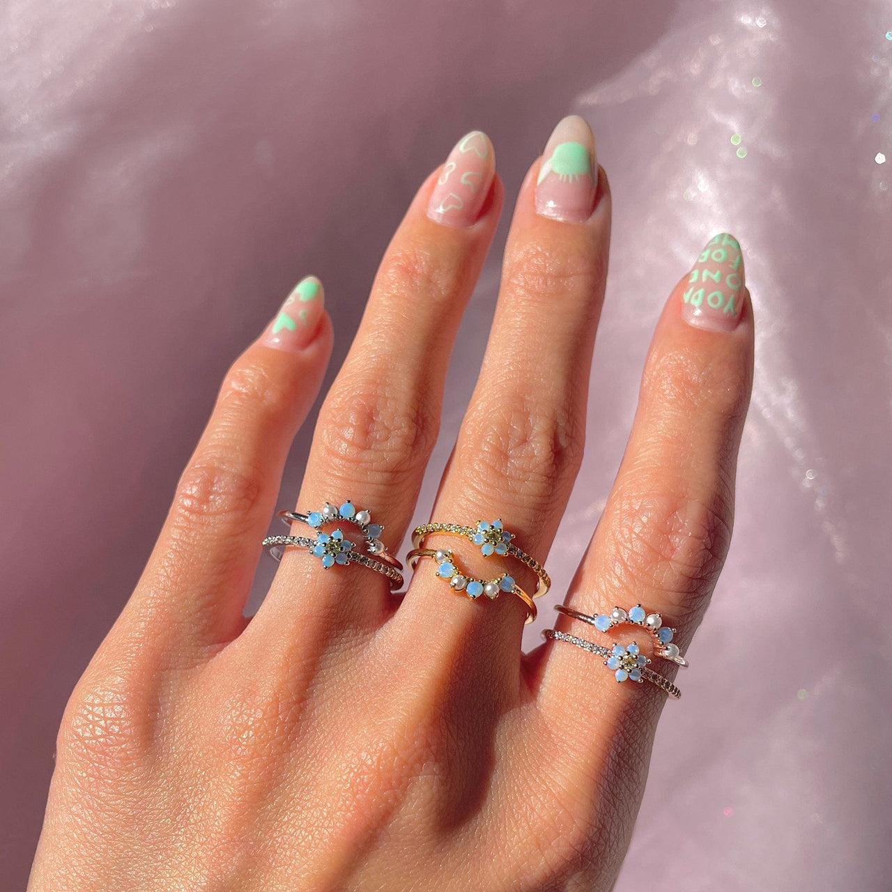 Chic 2 Pieces Crystal Floral Matching Ring Set - ArtGalleryZen