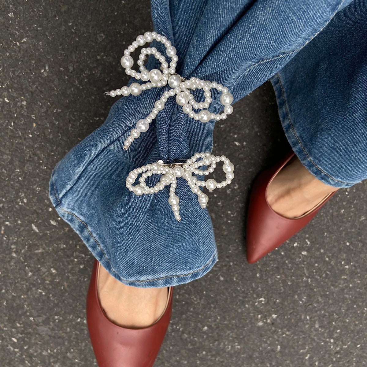 Chic 2pcs Pearl Bowknot Trouser Pin Set - ArtGalleryZen