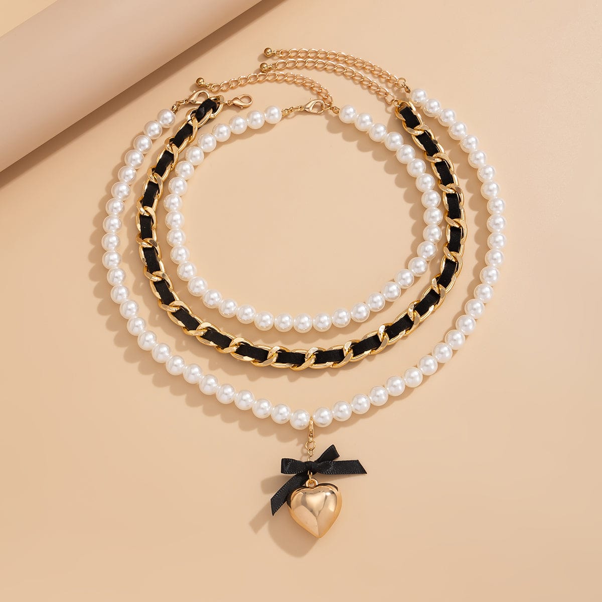 Chic 3pcs Ribbon Heart Pendant Pearl Chain Velvet Necklace Set - ArtGalleryZen