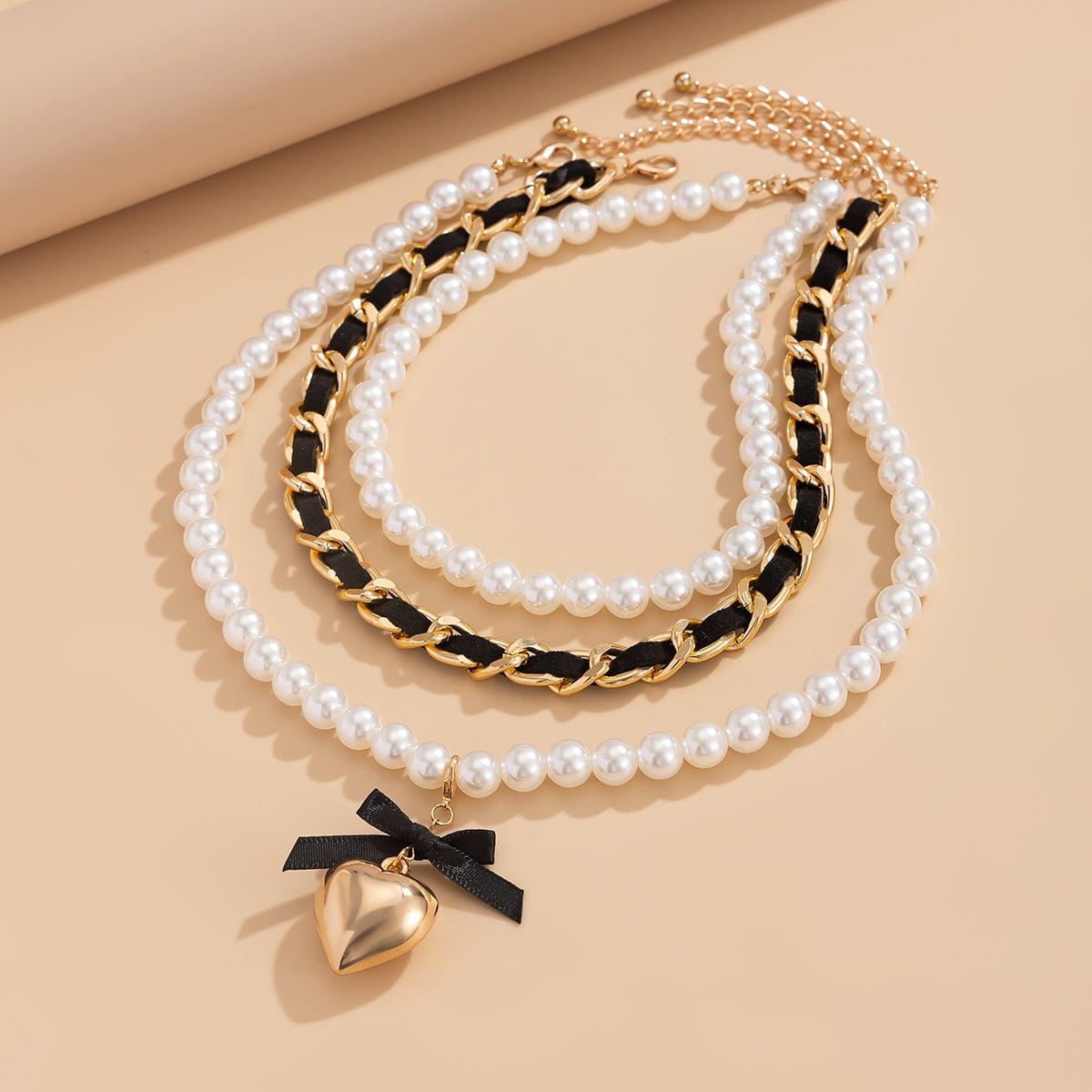 Chic 3pcs Ribbon Heart Pendant Pearl Chain Velvet Necklace Set - ArtGalleryZen