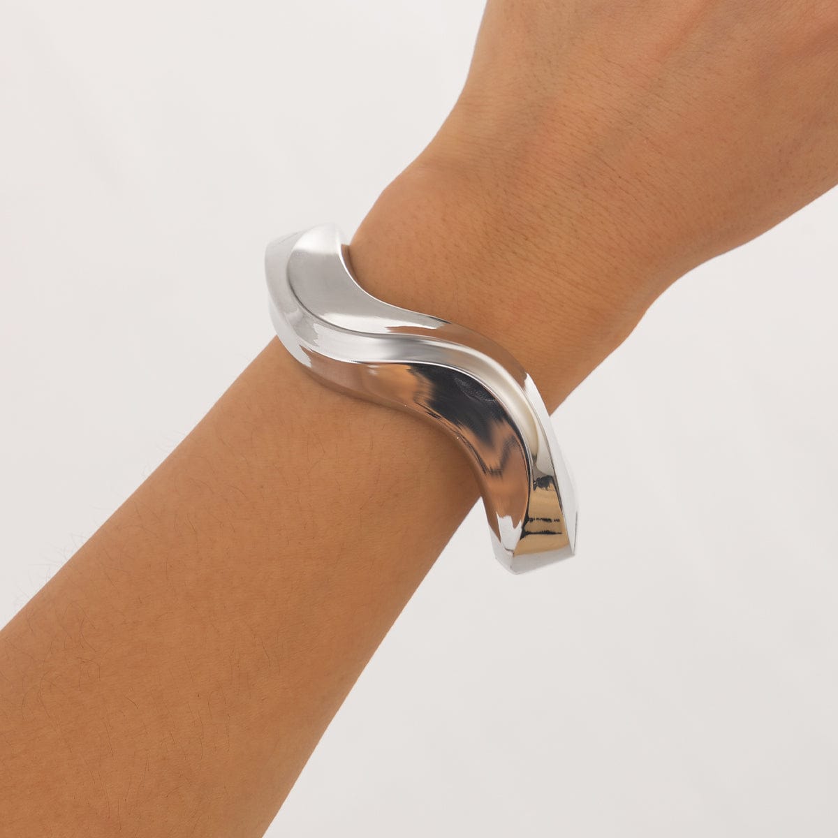 Chic Irregular Curved Frosted Bangle Bracelet - ArtGalleryZen