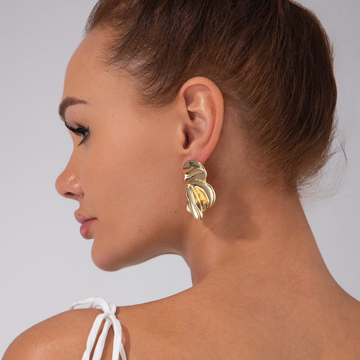 Chic Irregular Gold Silver Tone Pleated Stud Earrings - ArtGalleryZen