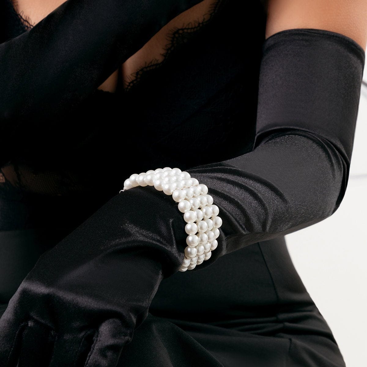Chic Layered Pearl Wristband Bracelet - ArtGalleryZen