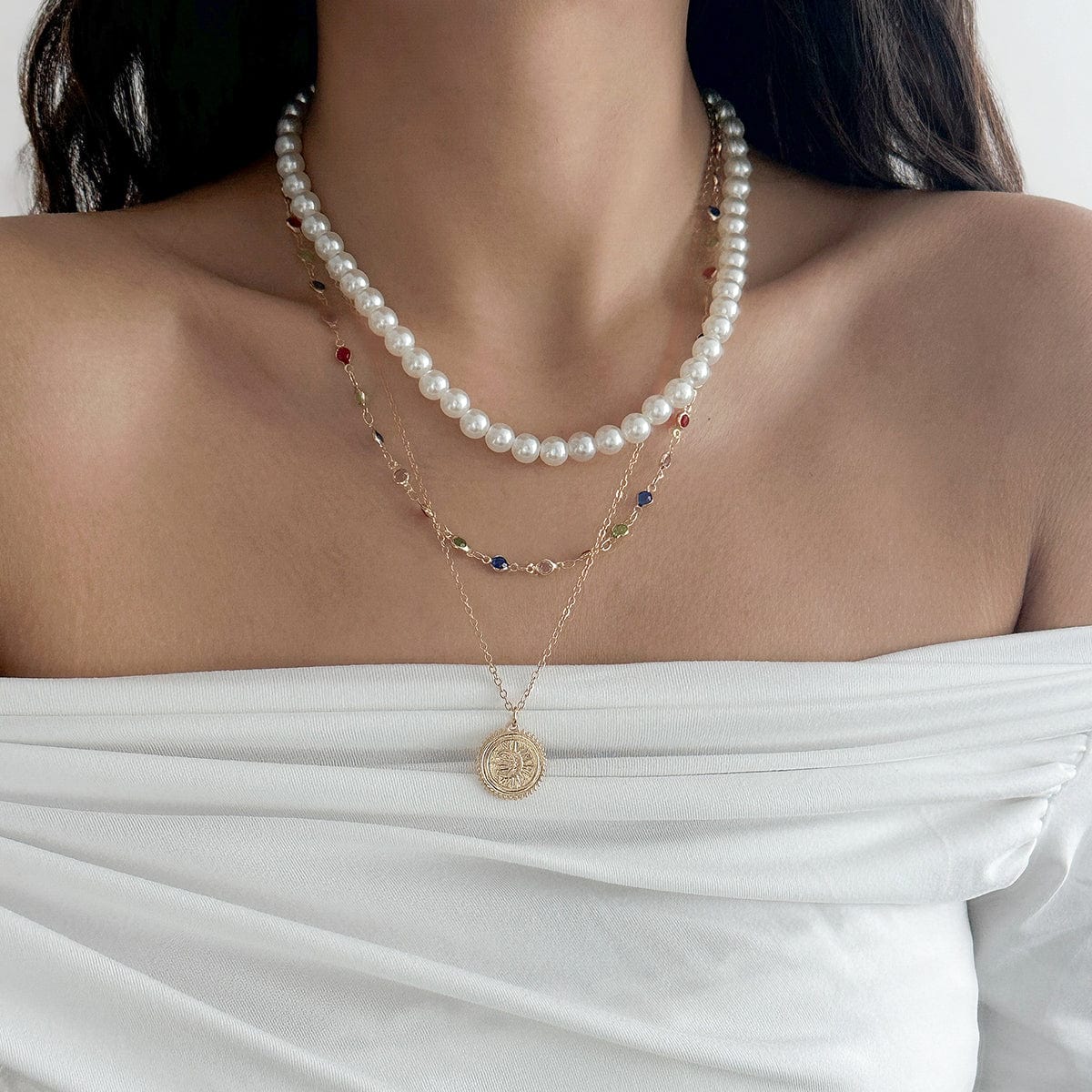 Chic Layered Relief Round Disk Pendant Crystal Pearl Chain Necklace Set - ArtGalleryZen