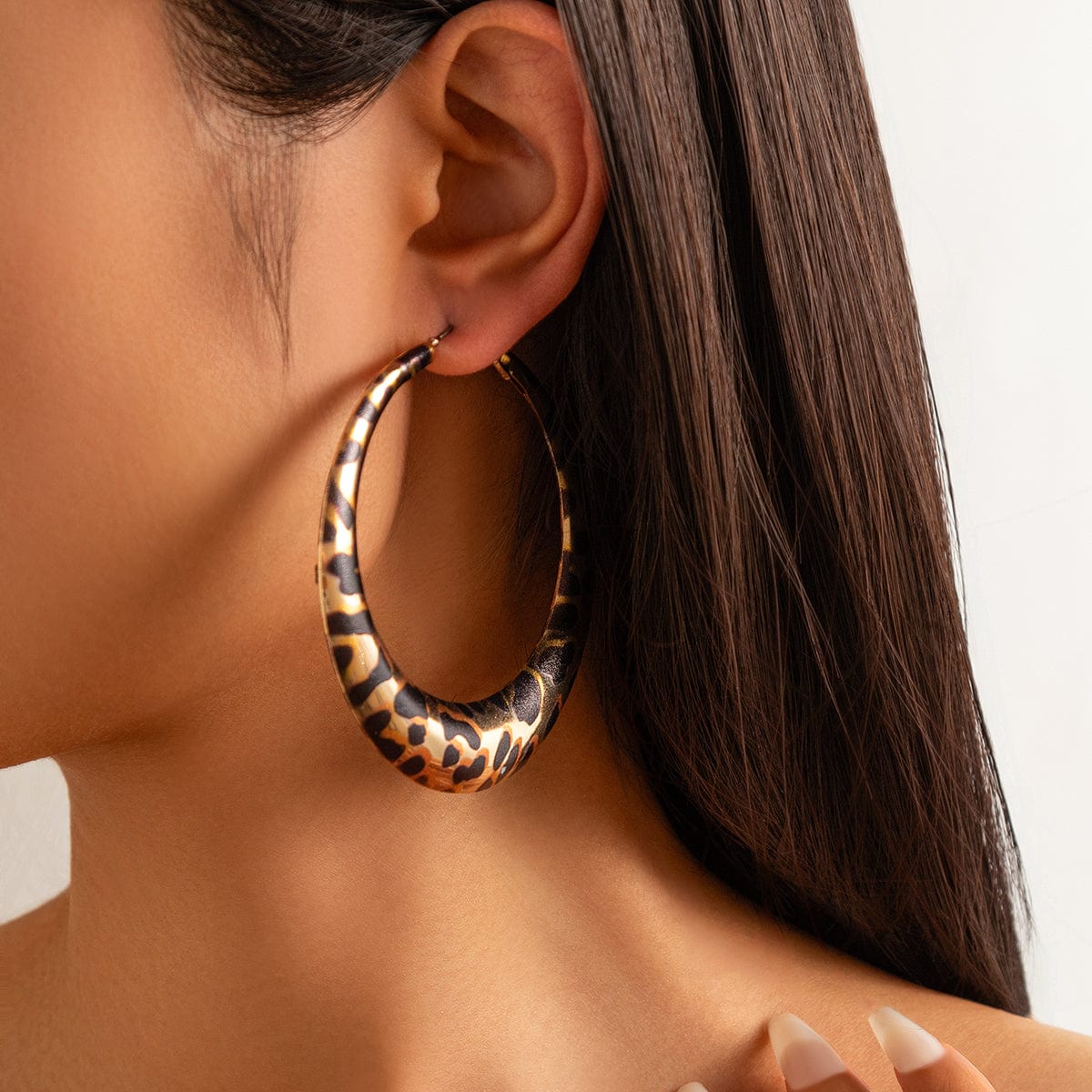 Chic Leopard Pattern Chunky Hoop Earrings - ArtGalleryZen