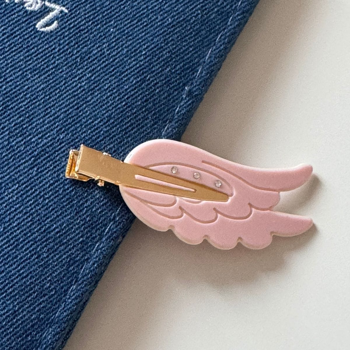 Chic Rhinestone Angel Wing Hair Clip - ArtGalleryZen