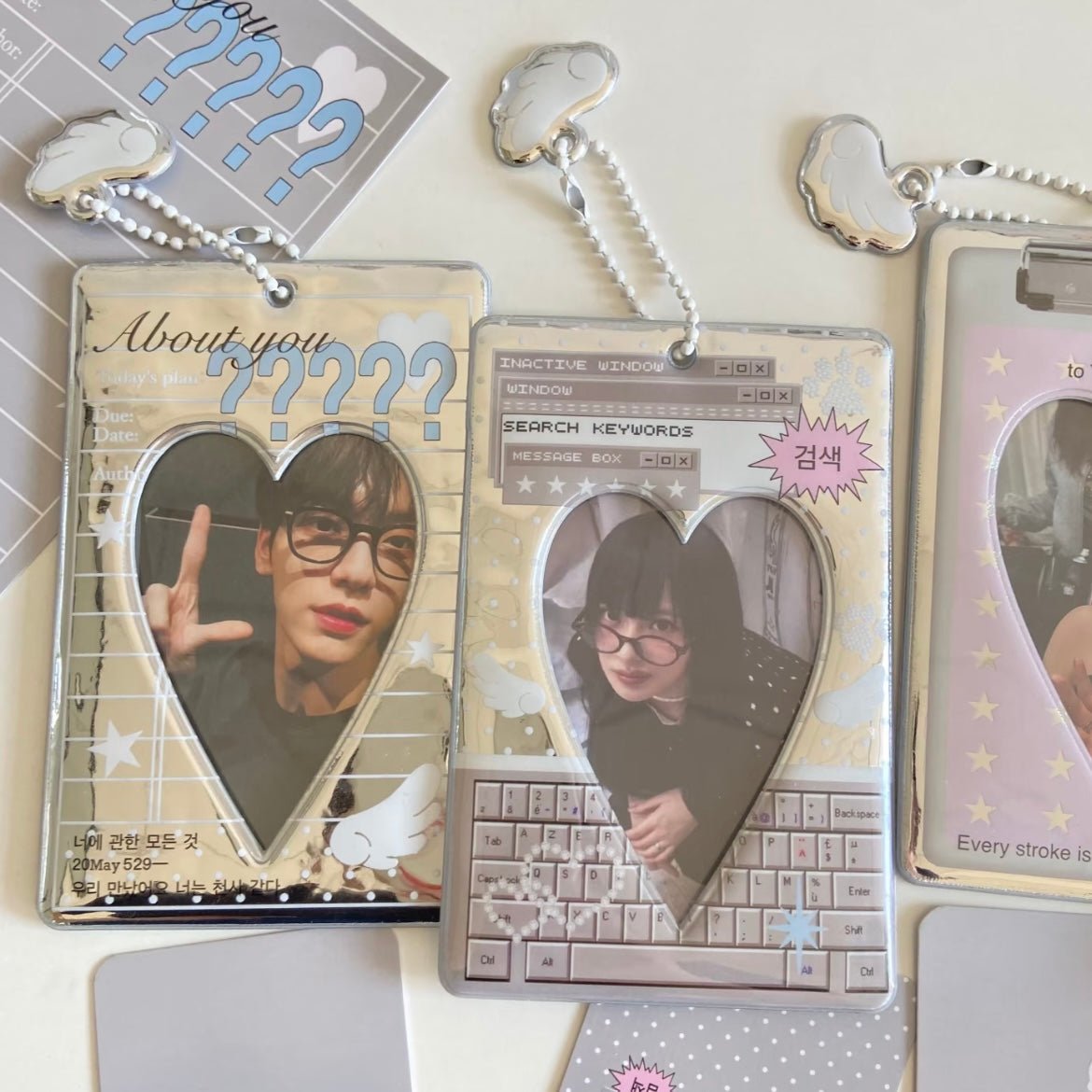 Chic Silver Tone Heart Star Mirror Kpop Keychain Photocard Holder - ArtGalleryZen