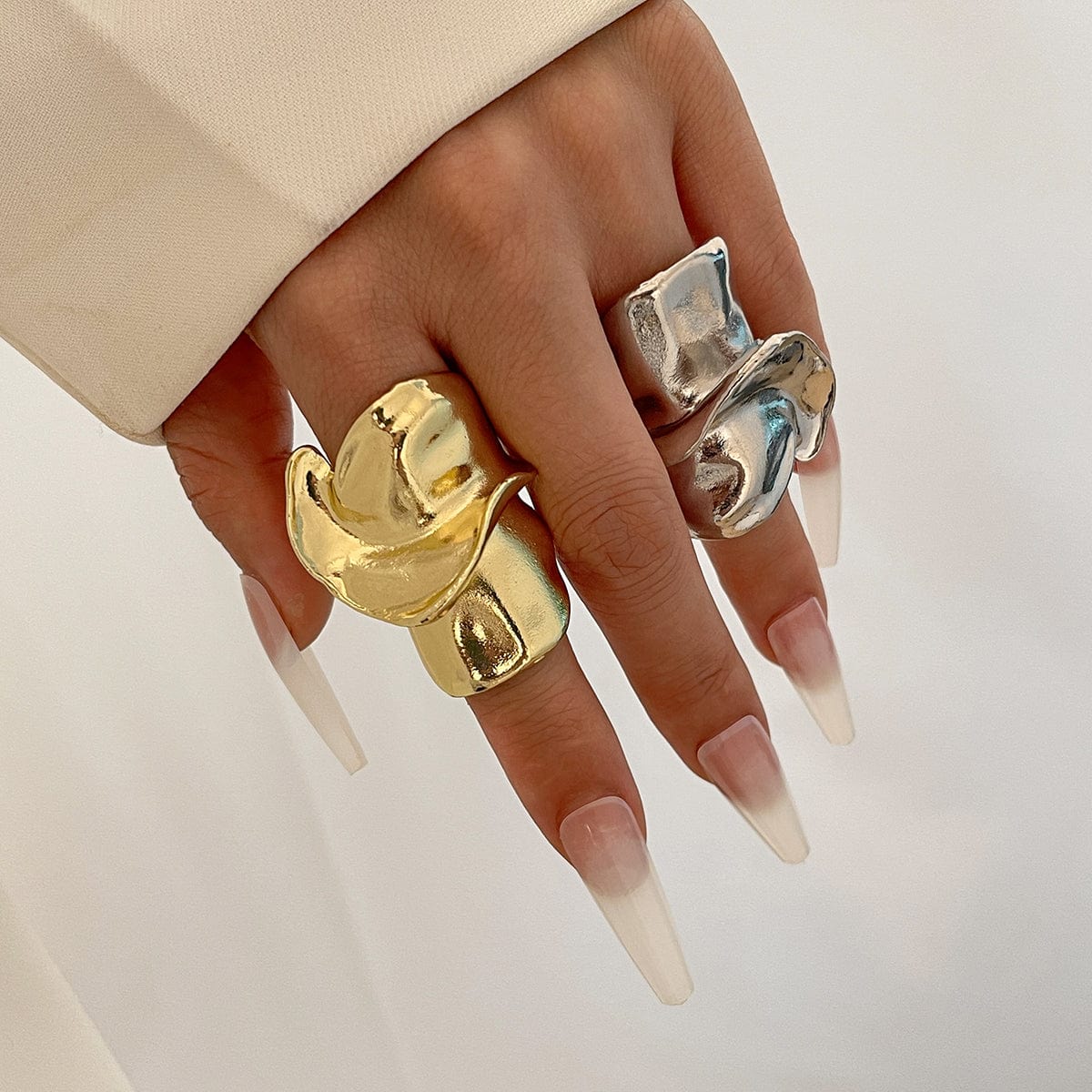 Chunky Abstract Pattern Metallic Wide Ring - ArtGalleryZen
