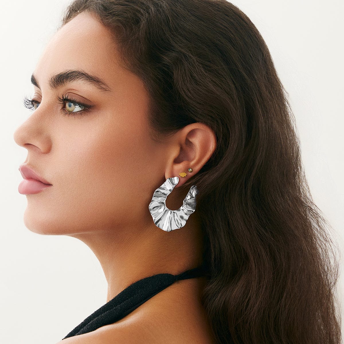 Chunky Gold Silver Tone Pleated U Shaped Stud Earrings - ArtGalleryZen