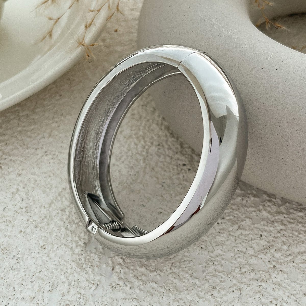 Classic Minimalist Gold Silver Tone Glossy Bangle Bracelet - ArtGalleryZen