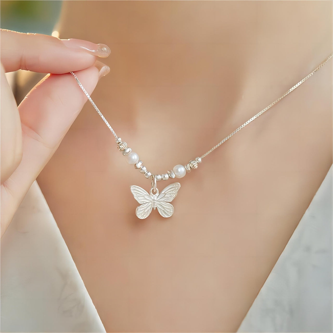 Dainty Silver Butterfly Necklace - ArtGalleryZen