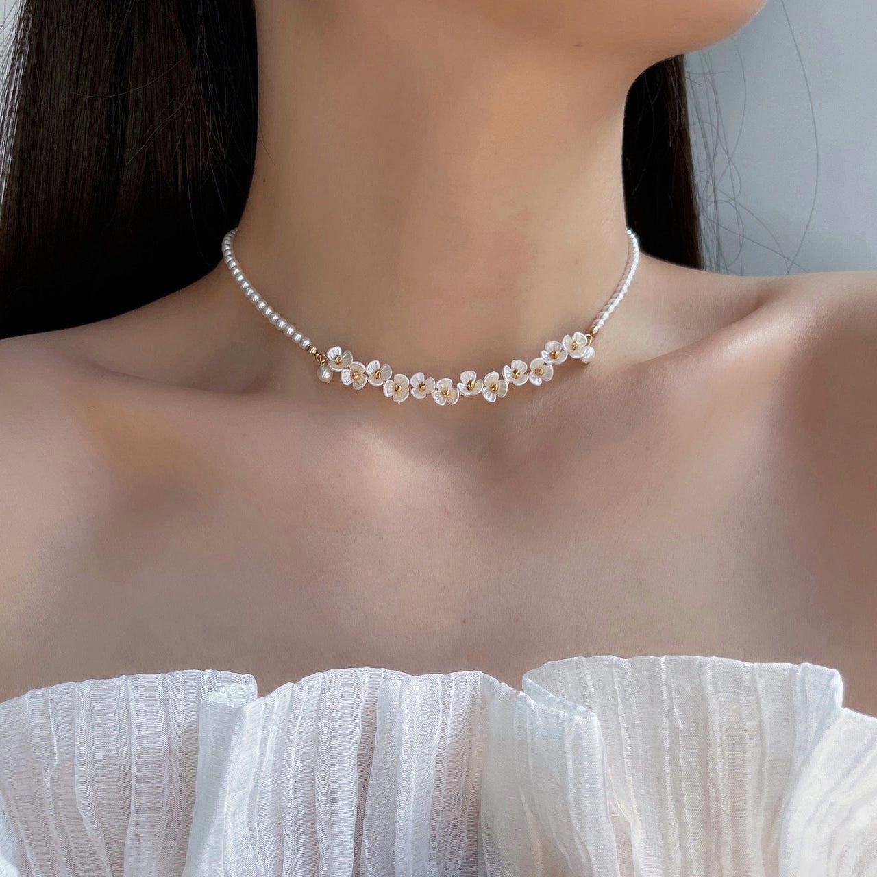 Elegant Flower Pearl Beaded Chain Necklace - ArtGalleryZen