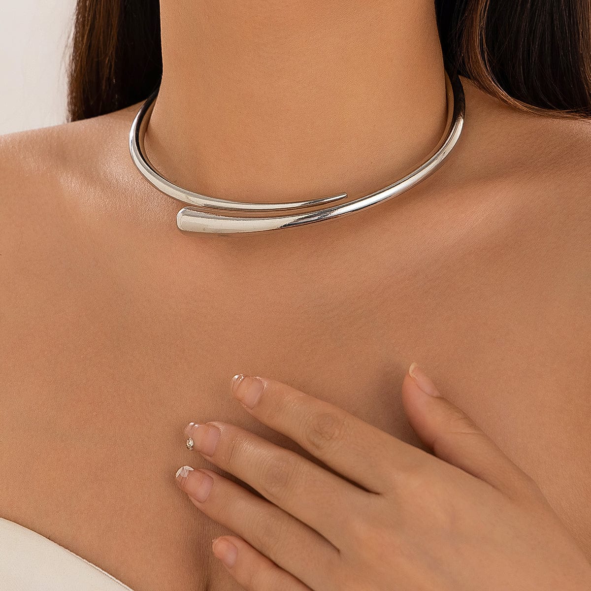 Elegant Minimalist Gold Silver Tone Open Collar Necklace - ArtGalleryZen