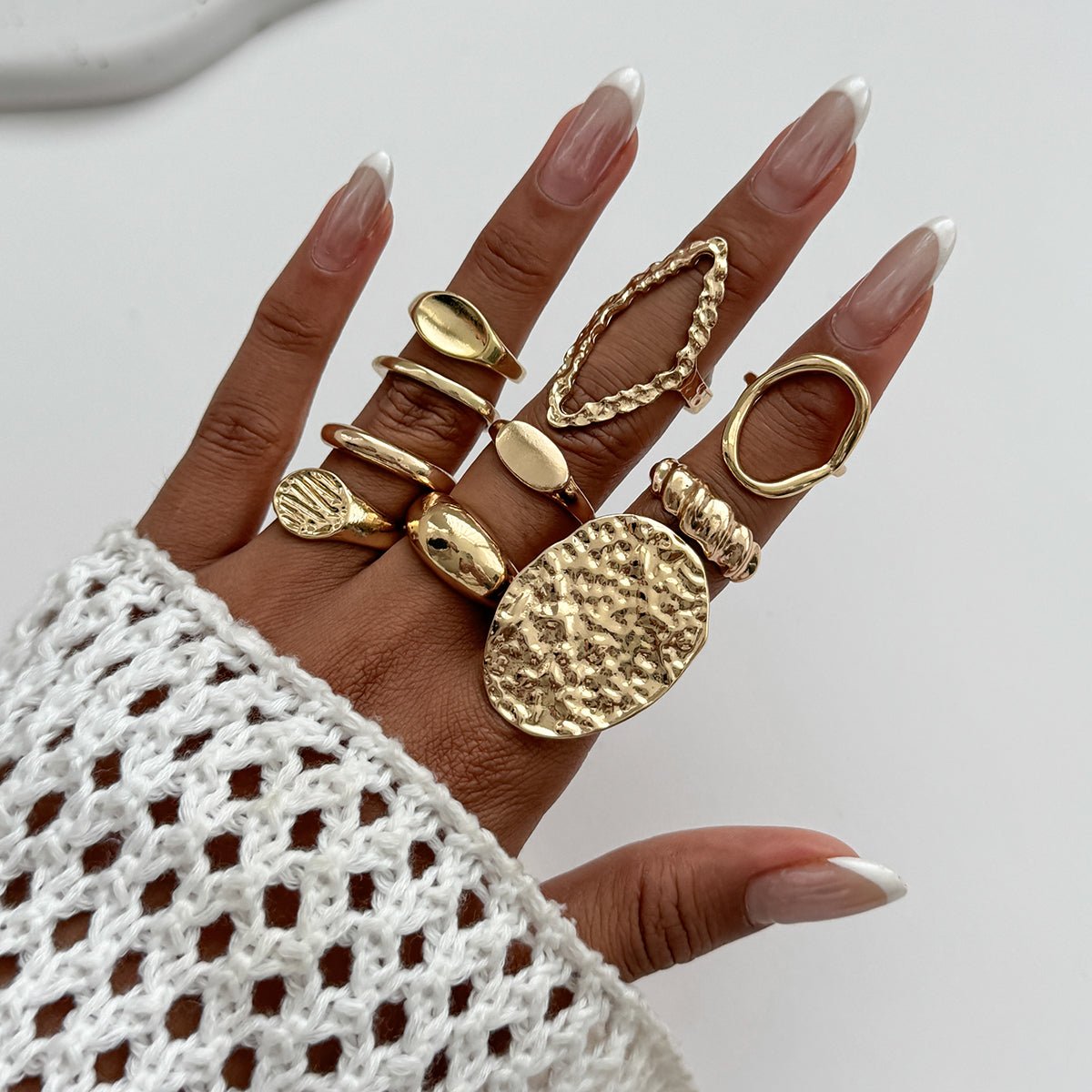 Geometric 10pcs Textured Oval Disk Glossy Hollow Ring Set - ArtGalleryZen