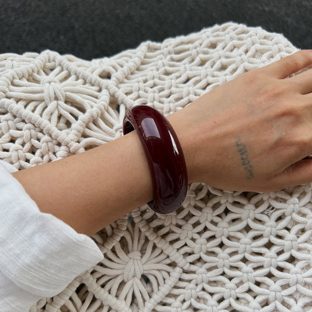 Geometric Chunky Glossy Bangle Bracelet Set - ArtGalleryZen