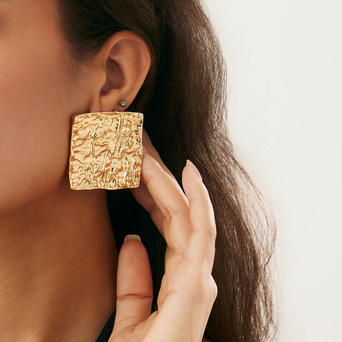 Geometric Chunky Pleated Square Stud Earrings - ArtGalleryZen