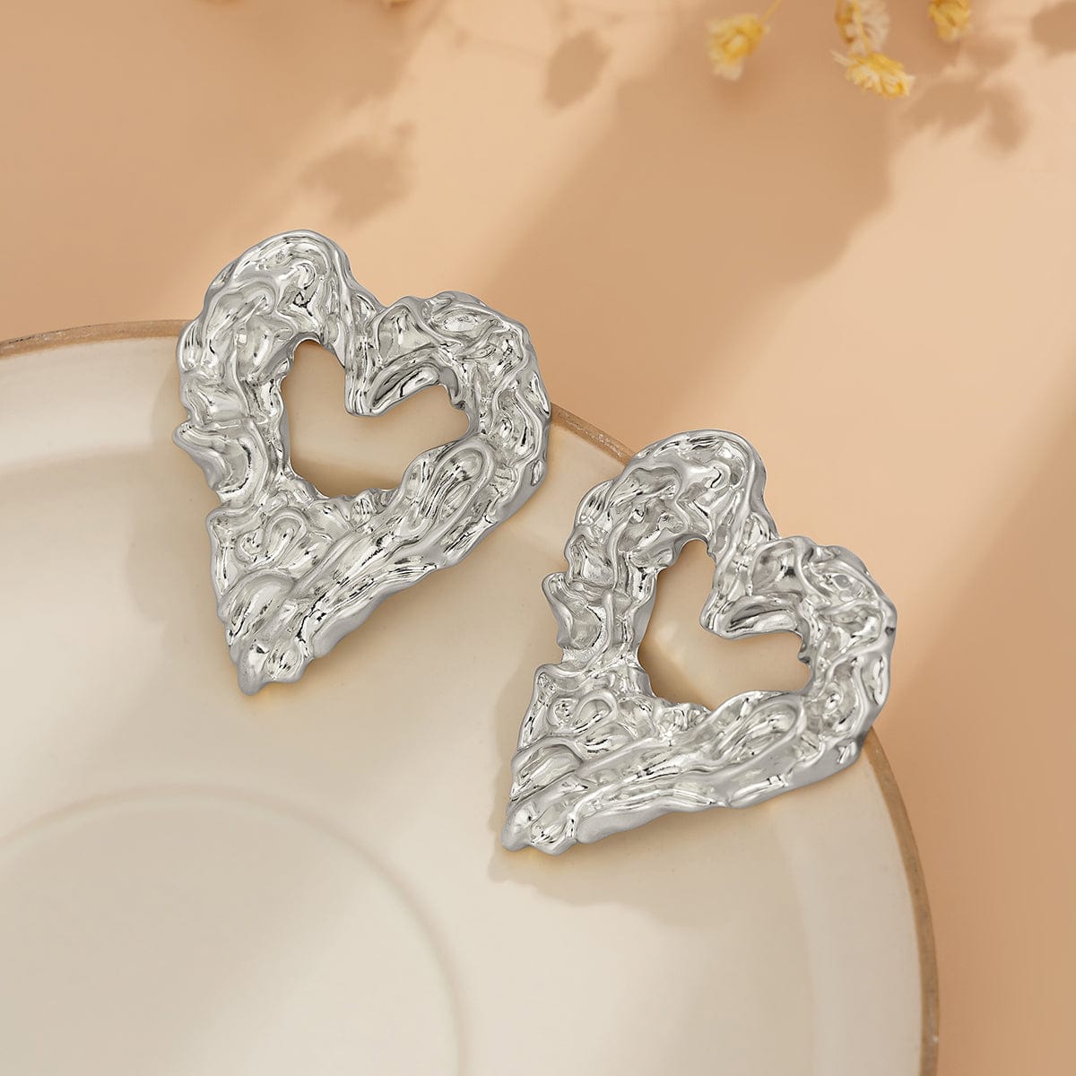 Geometric Chunky Textured Hollow Heart Earrings - ArtGalleryZen