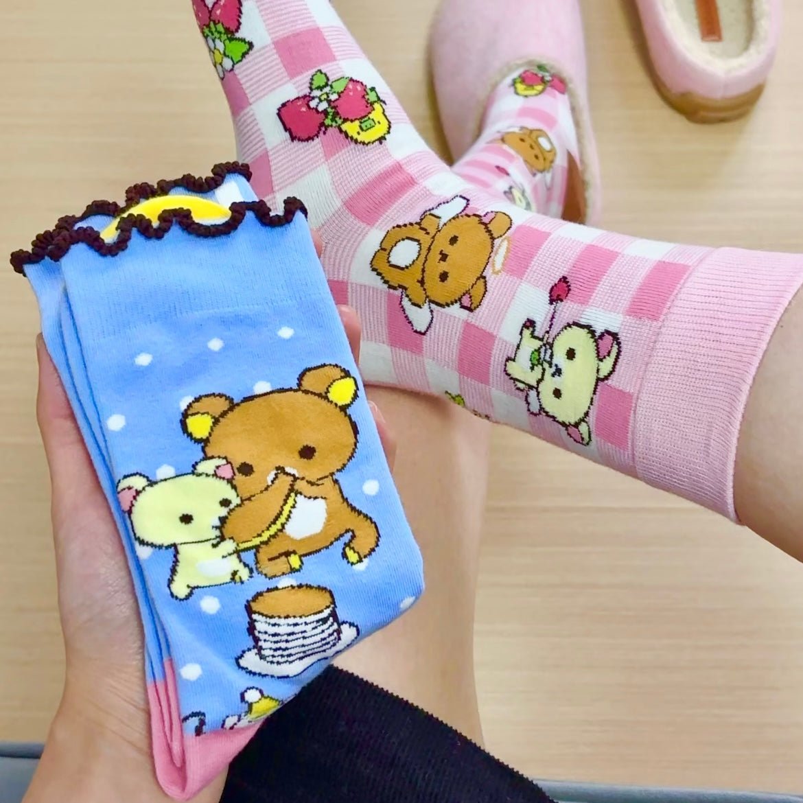 Kawaii 4 Pieces Rilakkuma Strawberry Mid Calf Socks Set - ArtGalleryZen