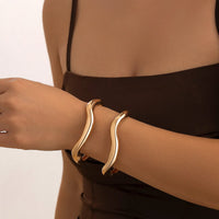 Thumbnail for Minimalist 2Pcs Glossy Curved Open Bangle Bracelet Set - ArtGalleryZen