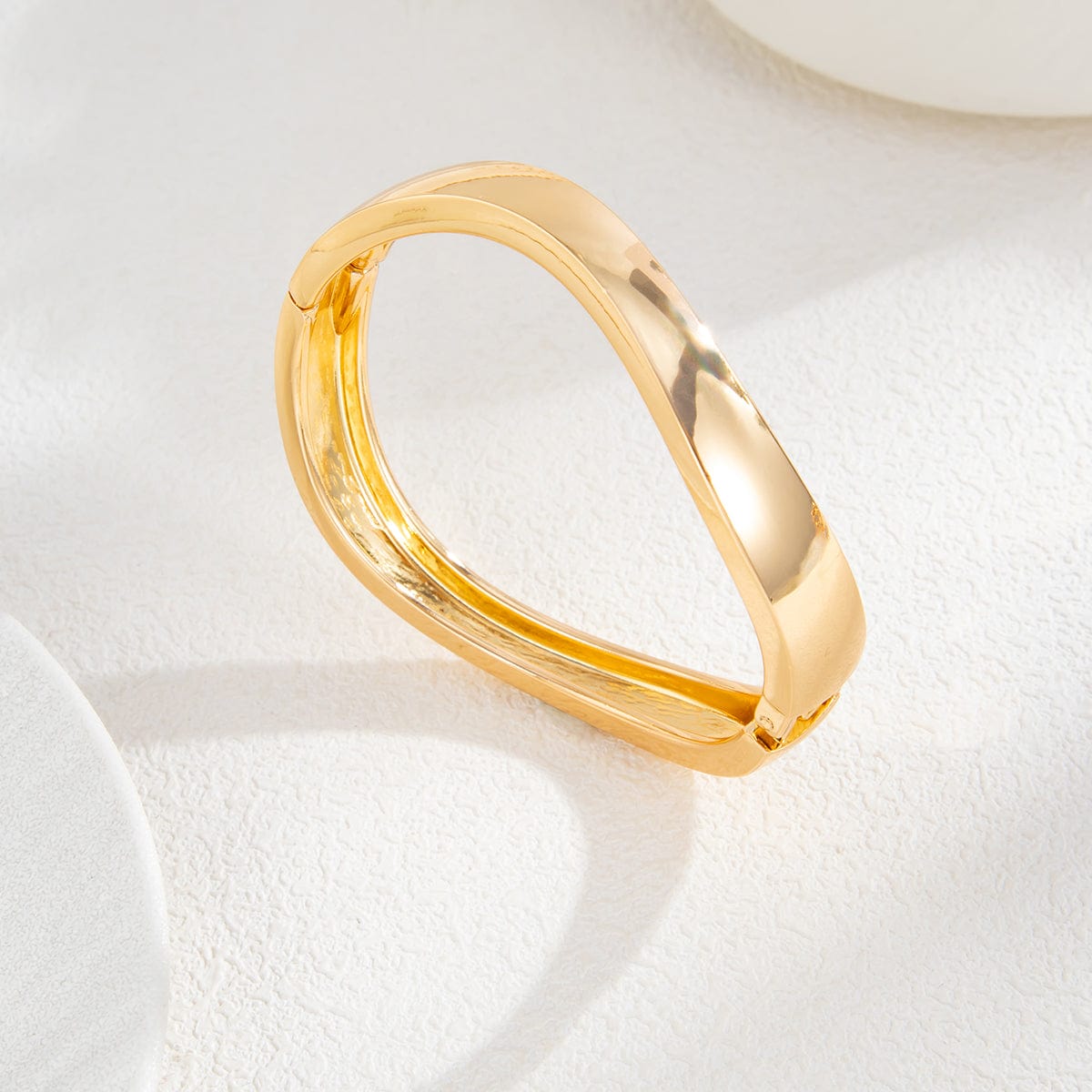 Minimalist Glossy Curved Bangle Bracelet - ArtGalleryZen