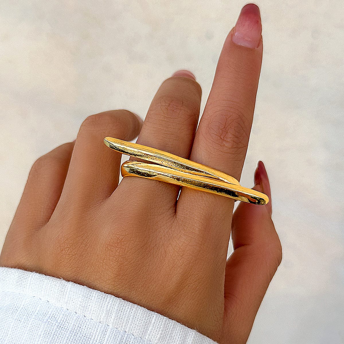 Punk Exaggerated Long Bar Double Finger Ring - ArtGalleryZen