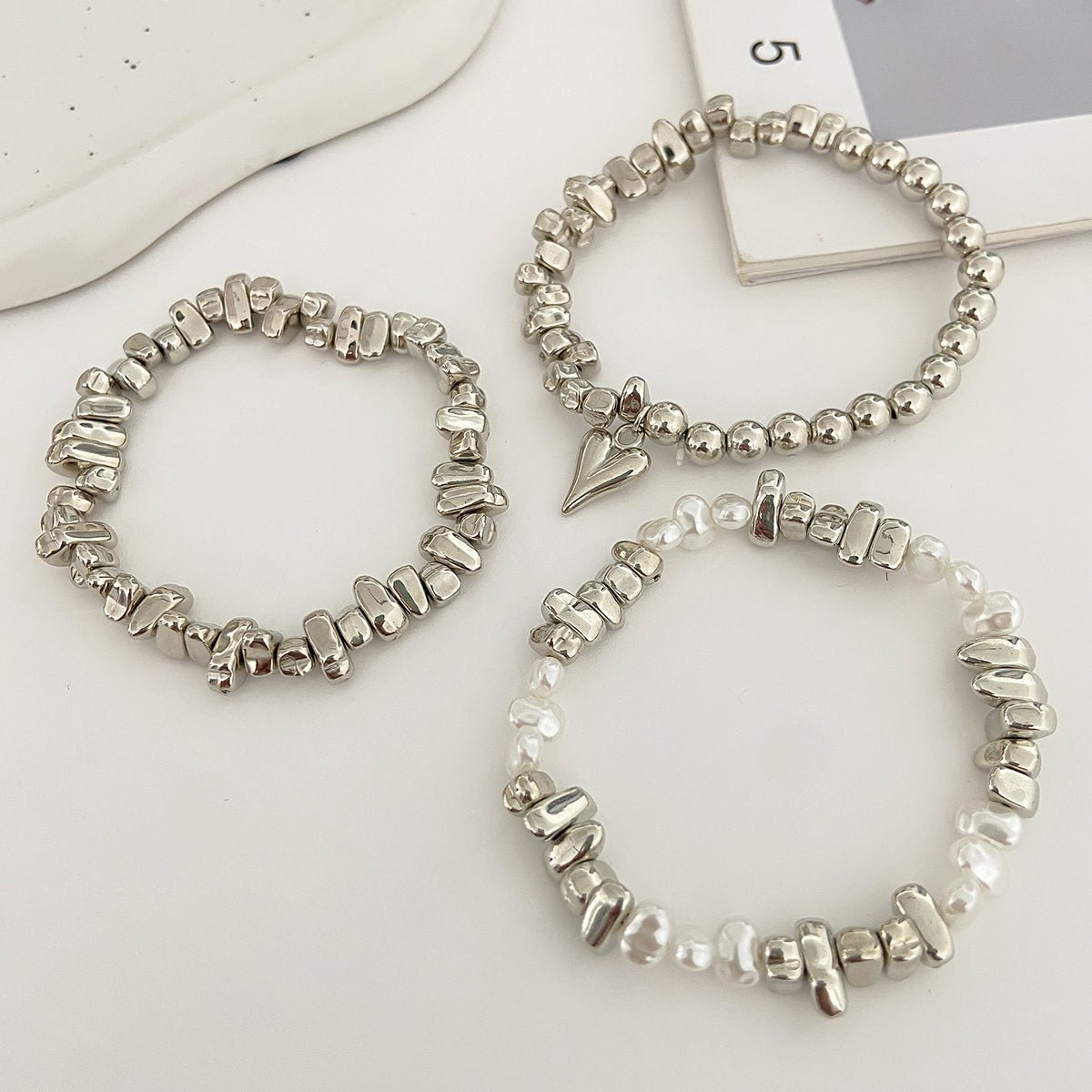 Stylish 3pcs Heart Charm Pearl Irregular Beaded Chain Bracelet Set - ArtGalleryZen