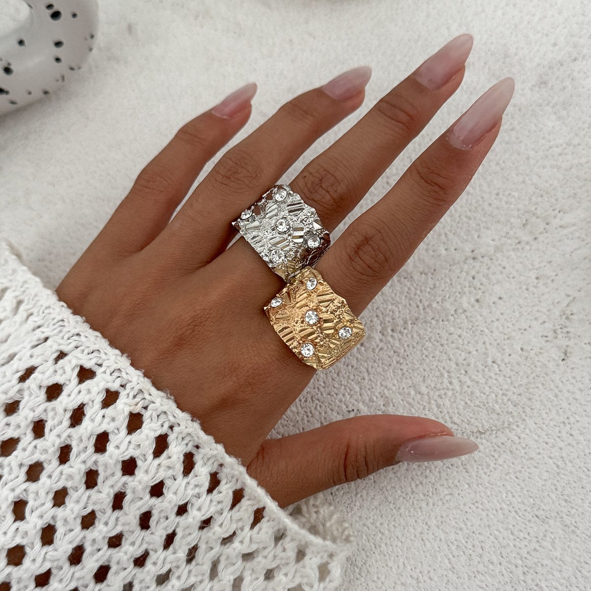 Stylish Rhinestone Inlaid Chunky Textured Square Ring - ArtGalleryZen