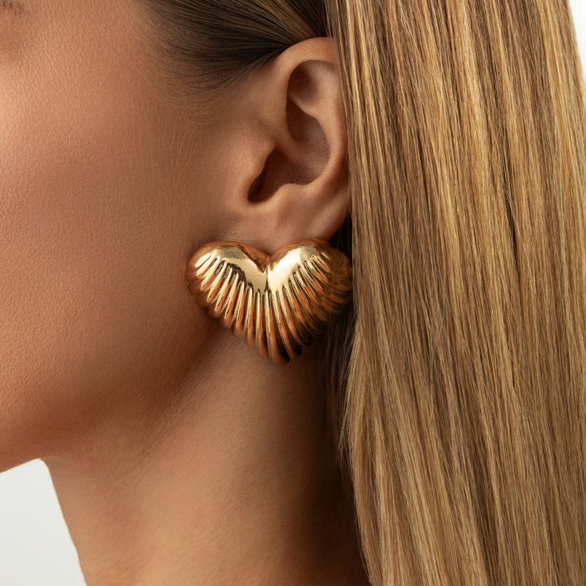 Trendy Chunky Heart Stud Earrings - ArtGalleryZen