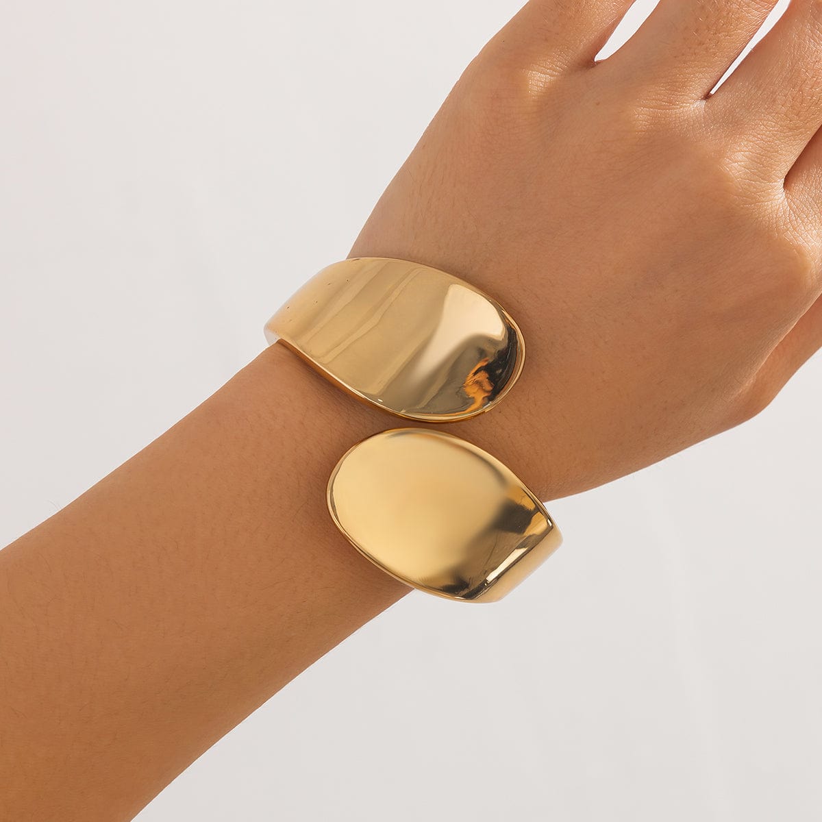 Trendy Geometric Glossy Open Bangle Bracelet - ArtGalleryZen