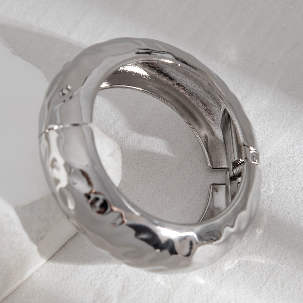 Trendy Metallic Textured Bangle Bracelet - ArtGalleryZen