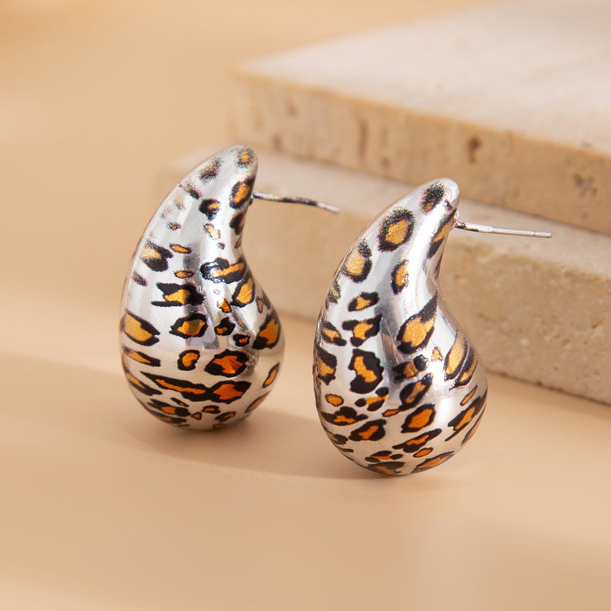 Trendy Silver Tone Leopard Waterdrop Stud Earrings - ArtGalleryZen