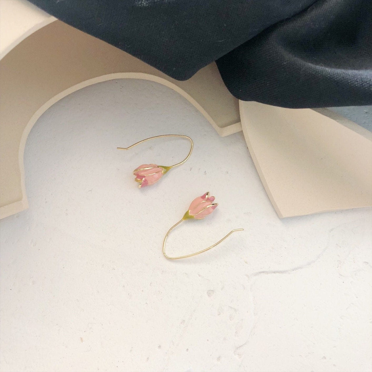 Chic Enamel Pink Tulip Dangle Earrings - ArtGalleryZen