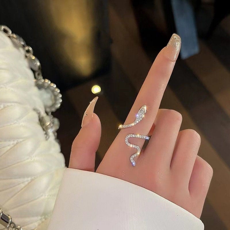 Chic Rhinestone Inlaid Adjustable Snake Statement Ring - ArtGalleryZen