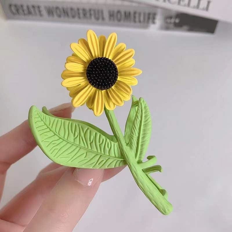 Chic Sunflower Chignon Claw Clip Hair Clip - ArtGalleryZen
