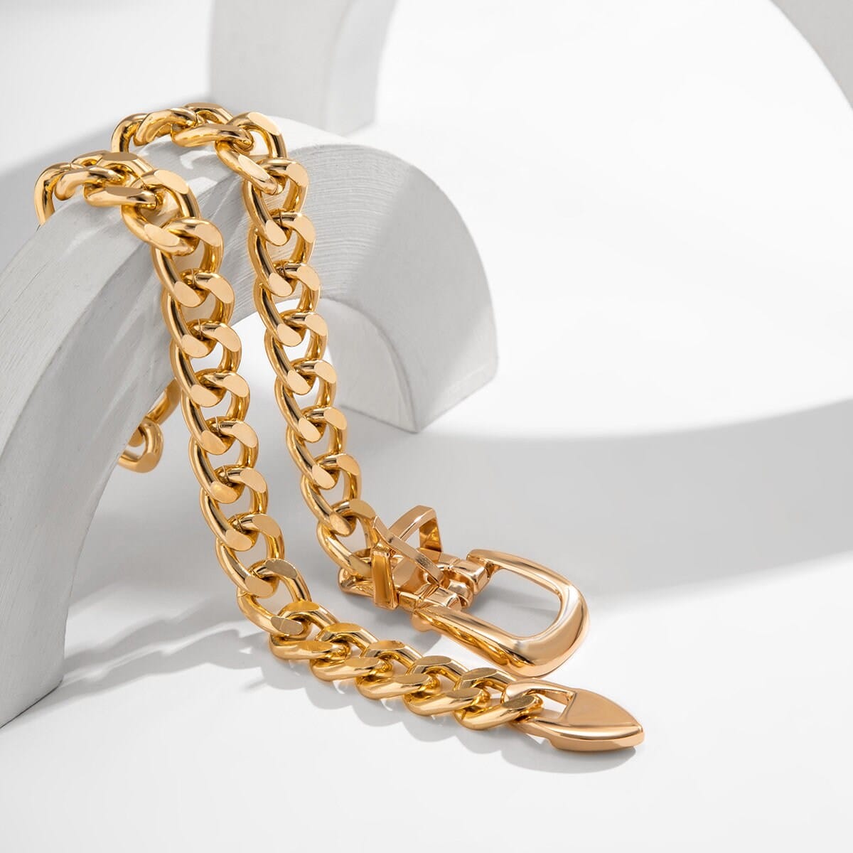 Geometric Chunky Belt Chain Choker Necklace - ArtGalleryZen