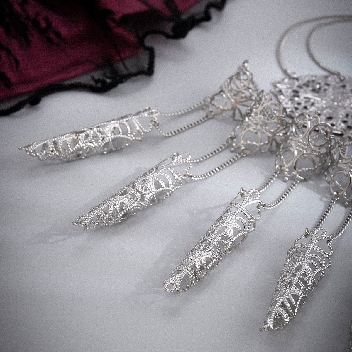 Gothic Dark Nail Fingers Hand Armor Nails Claws Bracelet - ArtGalleryZen